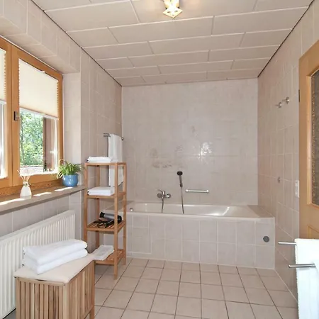 Ferienhaus 아파트 테게른제